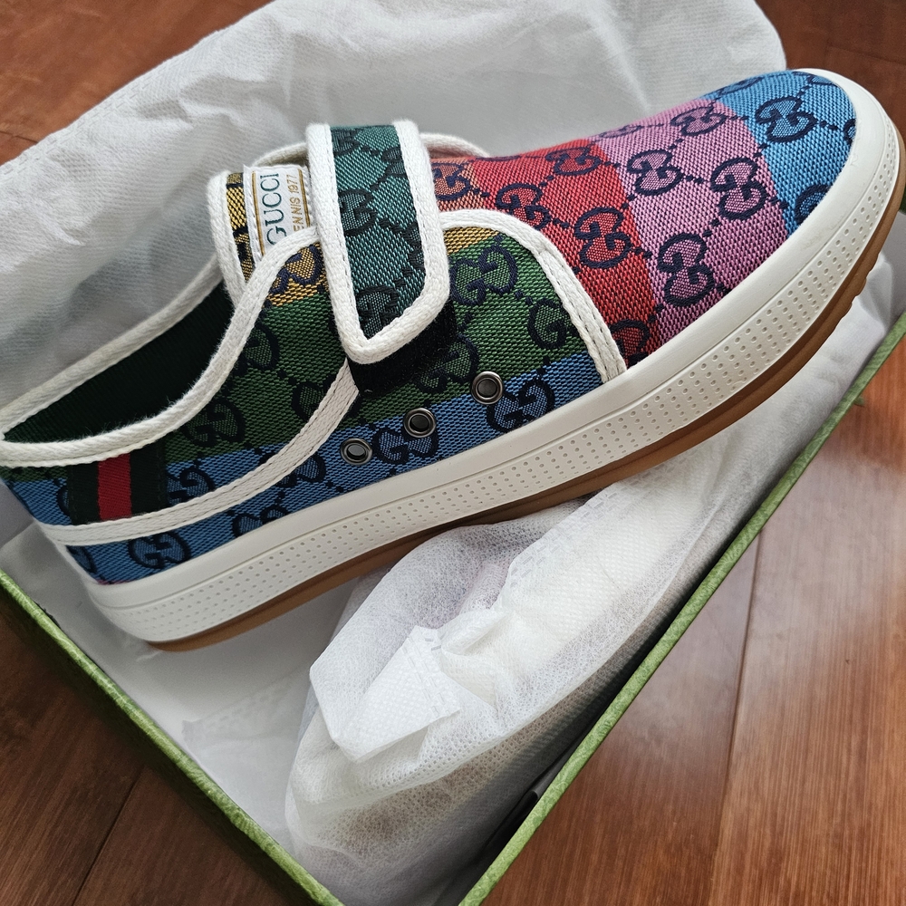 Gucci Psychedelic Sneakers Size 8